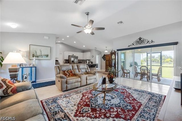 3620 NW 42nd TER, Cape Coral, FL 33993