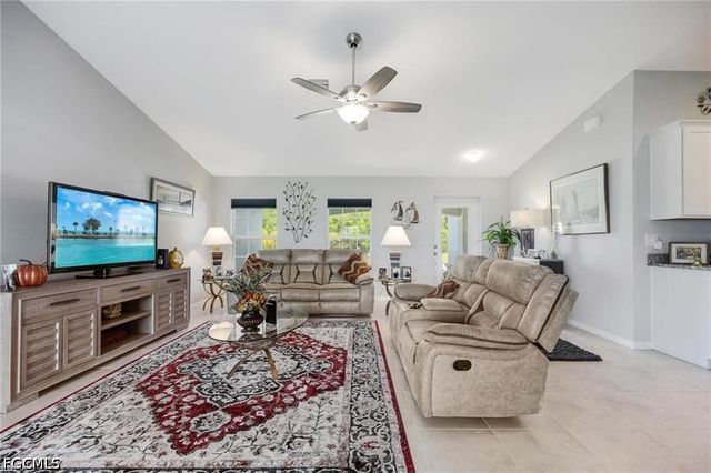 3620 NW 42nd TER, Cape Coral, FL 33993