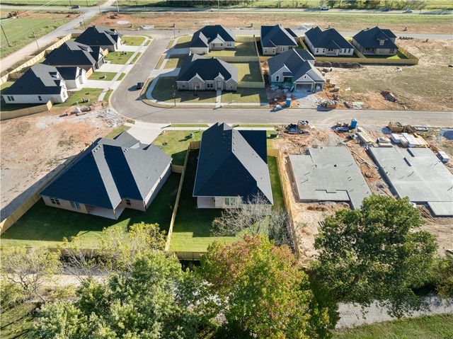 2120 Porter Street, Pea Ridge, AR 72751