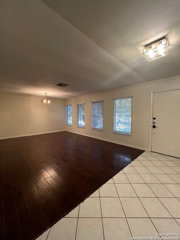 9123 ALPINE TRAIL ST, San Antonio, TX 78250