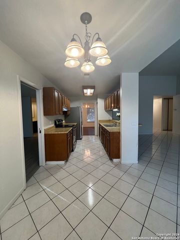 9123 ALPINE TRAIL ST, San Antonio, TX 78250