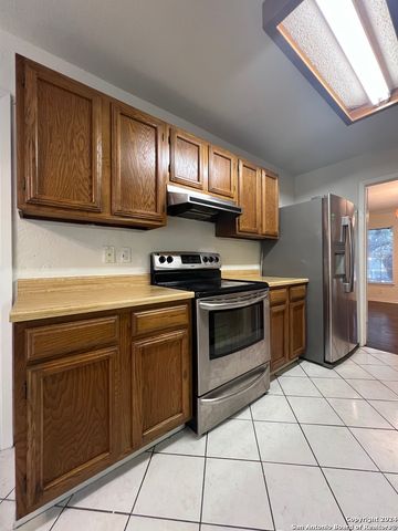 9123 ALPINE TRAIL ST, San Antonio, TX 78250