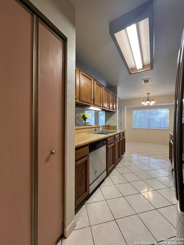 9123 ALPINE TRAIL ST, San Antonio, TX 78250