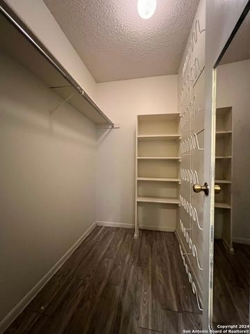 9123 ALPINE TRAIL ST, San Antonio, TX 78250