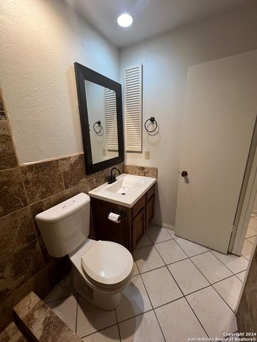 9123 ALPINE TRAIL ST, San Antonio, TX 78250