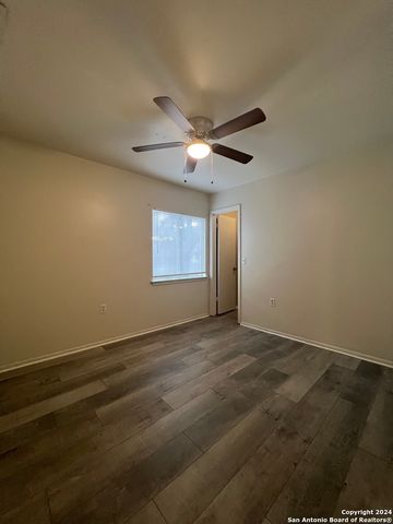 9123 ALPINE TRAIL ST, San Antonio, TX 78250