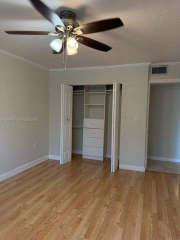 8851 N New River Canal Rd 21E, Plantation, FL 33324