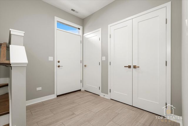 3638 S Western Avenue F, Chicago, IL 60609