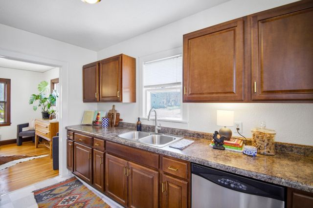 615 9th Street SW, Rochester, MN 55902