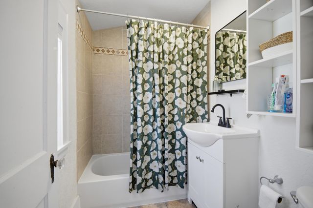 615 9th Street SW, Rochester, MN 55902