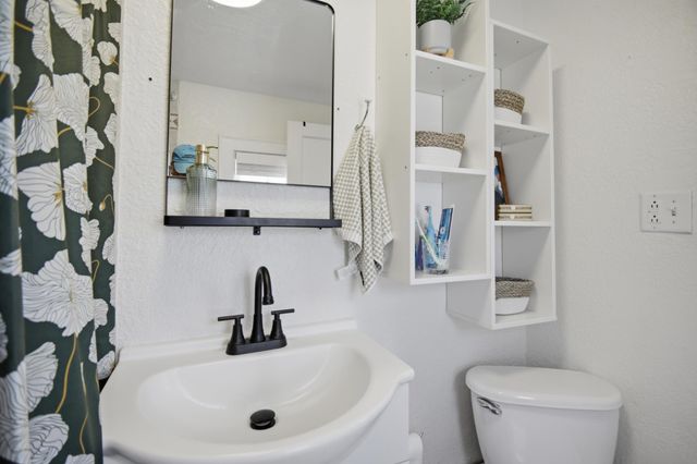 615 9th Street SW, Rochester, MN 55902