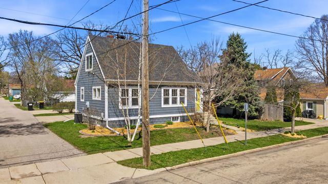 615 9th Street SW, Rochester, MN 55902