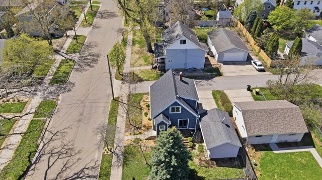 615 9th Street SW, Rochester, MN 55902