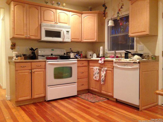 326 BARBARA DR, San Antonio, TX 78216