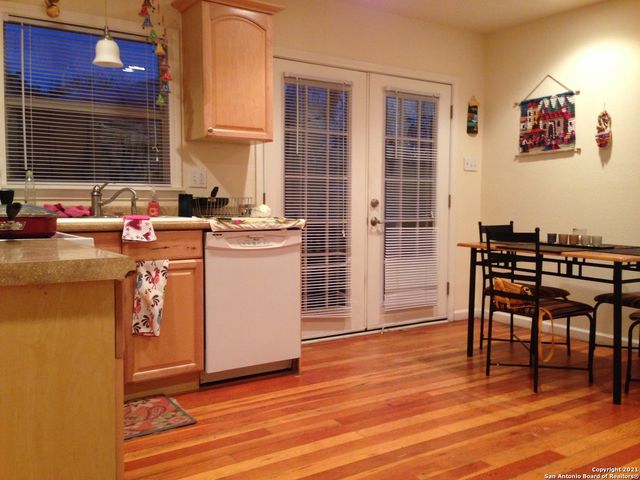 326 BARBARA DR, San Antonio, TX 78216