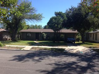 326 BARBARA DR, San Antonio, TX 78216
