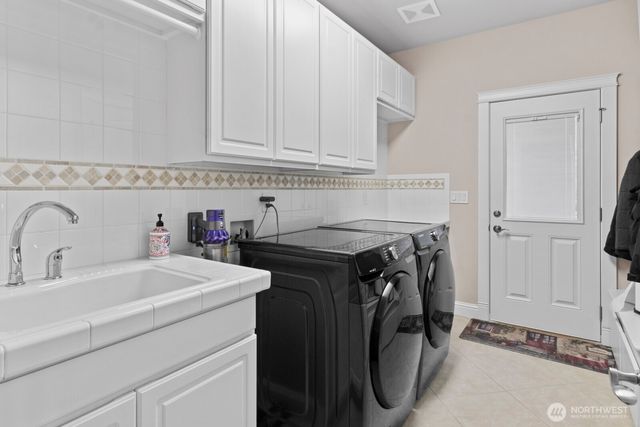 9142 52nd Lane NE, Olympia, WA 98516