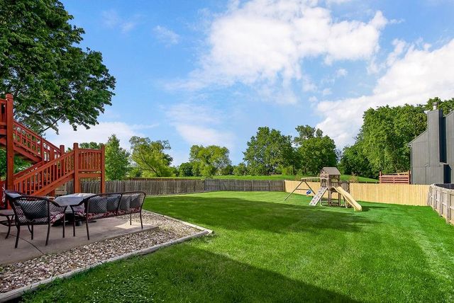 20839 S Skyview Lane, Spring Hill, KS 66083