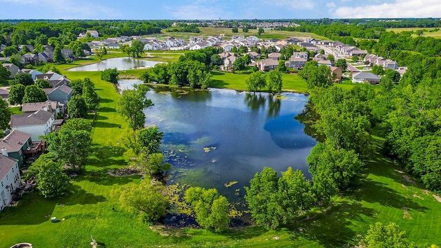 20839 S Skyview Lane, Spring Hill, KS 66083
