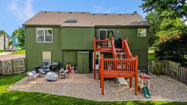 20839 S Skyview Lane, Spring Hill, KS 66083
