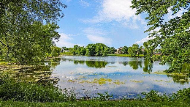 20839 S Skyview Lane, Spring Hill, KS 66083