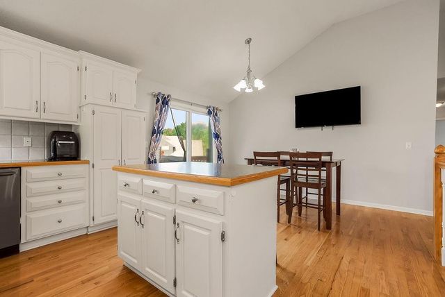 20839 S Skyview Lane, Spring Hill, KS 66083