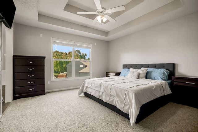 20839 S Skyview Lane, Spring Hill, KS 66083