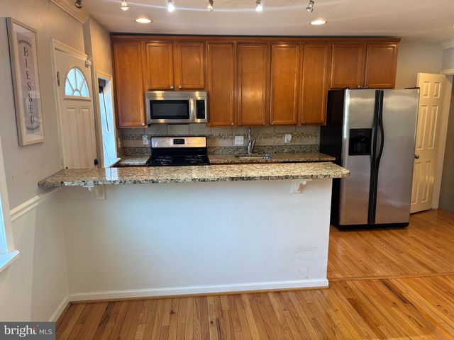 908 WILDWOOD, Baltimore, MD 21229