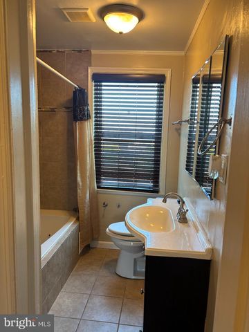 908 WILDWOOD, Baltimore, MD 21229