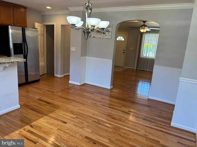 908 WILDWOOD, Baltimore, MD 21229