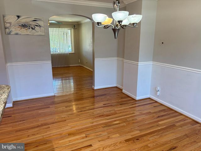 908 WILDWOOD, Baltimore, MD 21229