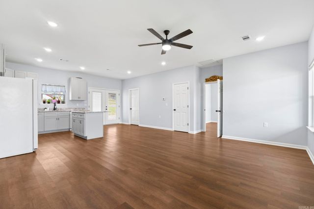 103 Church, Floyd, AR 72143