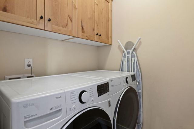 62761 Hawkview Road, Bend, OR 97701