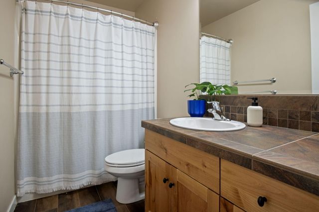 62761 Hawkview Road, Bend, OR 97701