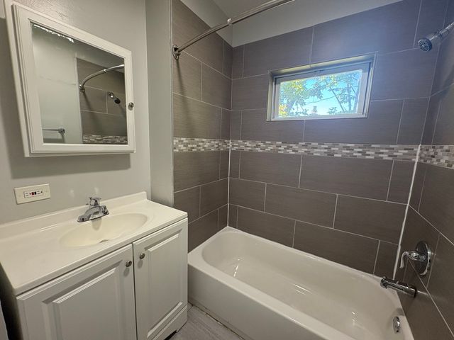 1716 Brown Avenue, Evanston, IL 60201