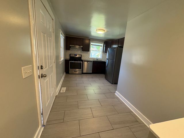 1716 Brown Avenue, Evanston, IL 60201