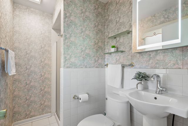 1627 E Jonquil Terrace, Arlington Heights, IL 60004