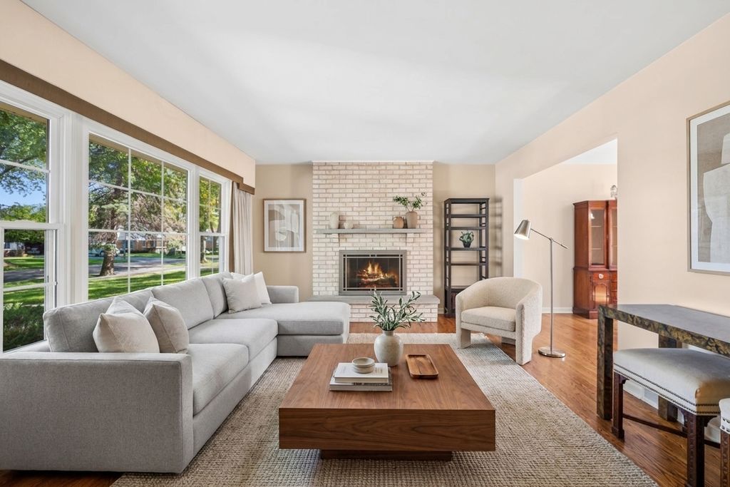 1627 E Jonquil Terrace, Arlington Heights, IL 60004 — photo 3