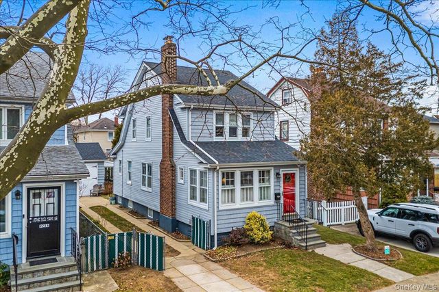 92-14 221st Street, Queens Village, NY 11428