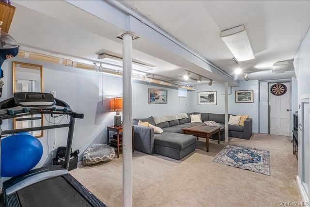 92-14 221st Street, Queens Village, NY 11428