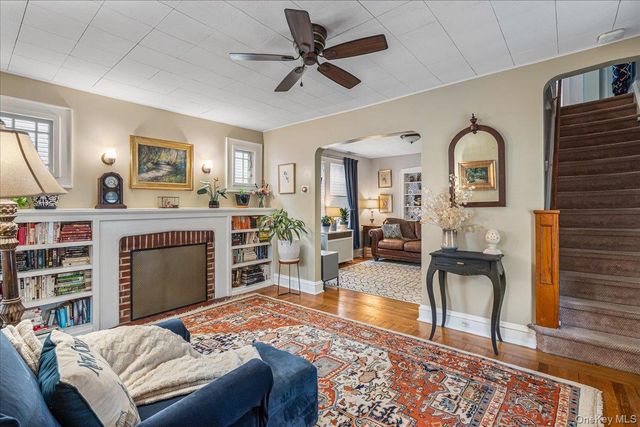 92-14 221st Street, Queens Village, NY 11428