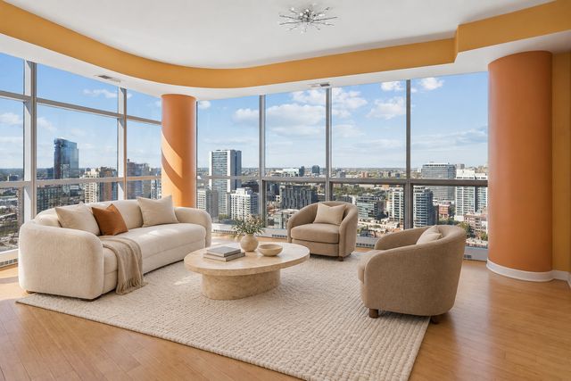 303 W Ohio Street 2807, Chicago, IL 60654