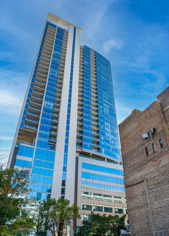 303 W Ohio Street 2807, Chicago, IL 60654