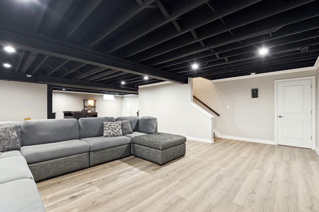 14220 Onyx Way A, Dyer, IN 46311