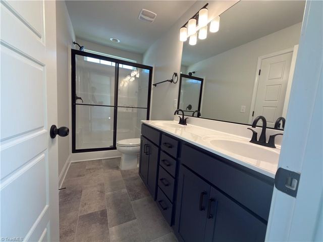 2817 Berwick Valley Drive, Winston-salem, NC 27127