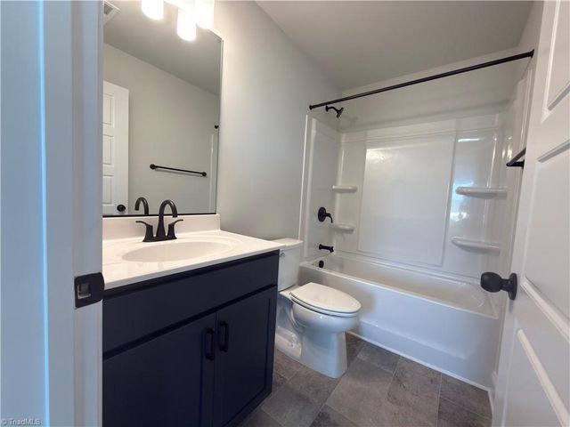 2817 Berwick Valley Drive, Winston-salem, NC 27127