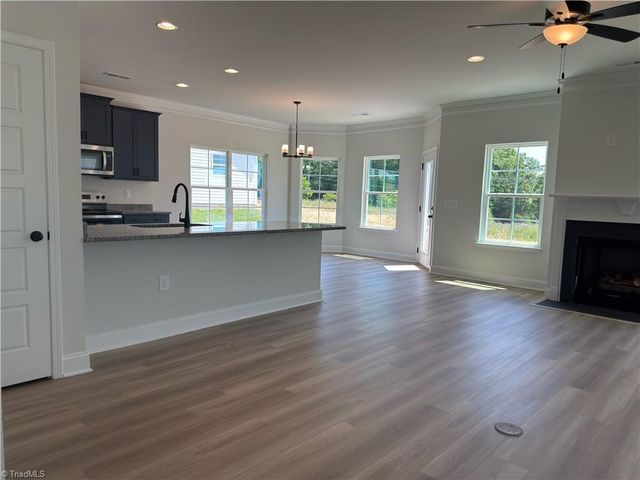2817 Berwick Valley Drive, Winston-salem, NC 27127