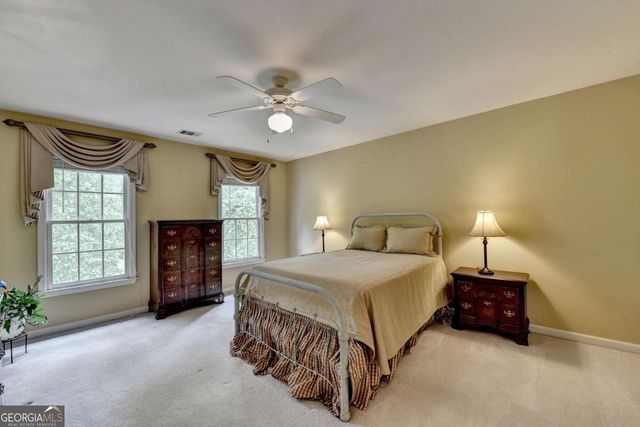 5283 Whitehaven Park Lane SE, Smyrna, GA 30126