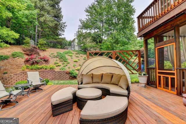5283 Whitehaven Park Lane SE, Smyrna, GA 30126