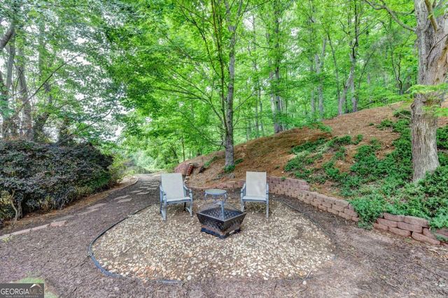 5283 Whitehaven Park Lane SE, Smyrna, GA 30126